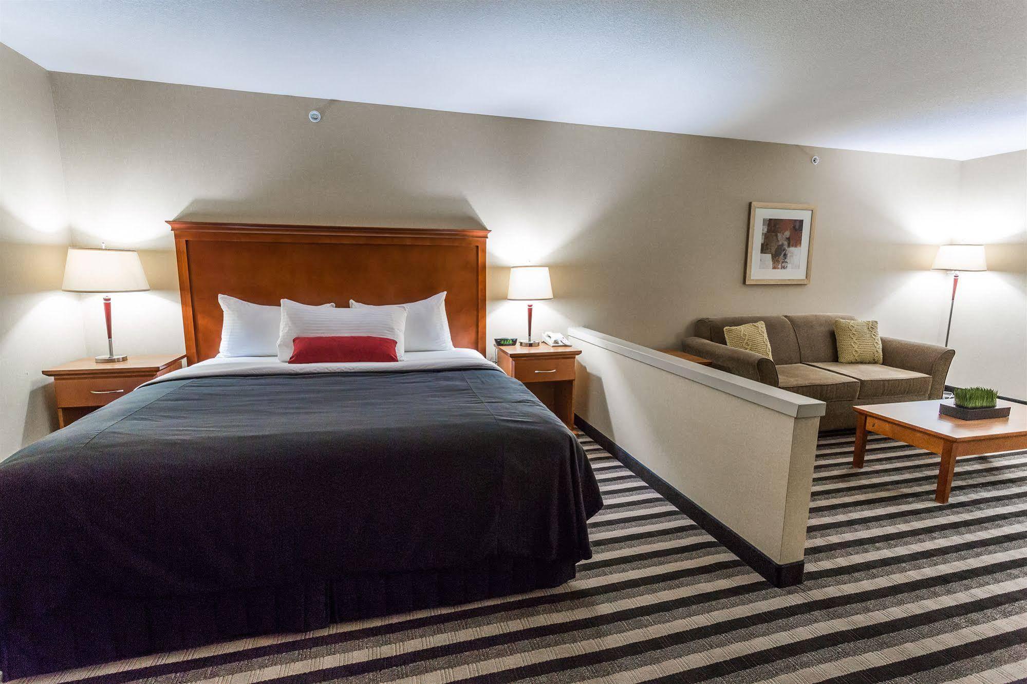 Days Inn & Suites By Wyndham Edmonton Airport Leduc Εξωτερικό φωτογραφία