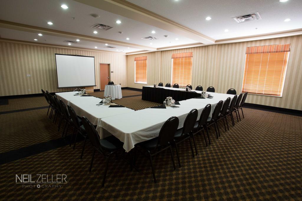 Days Inn & Suites By Wyndham Edmonton Airport Leduc Εξωτερικό φωτογραφία