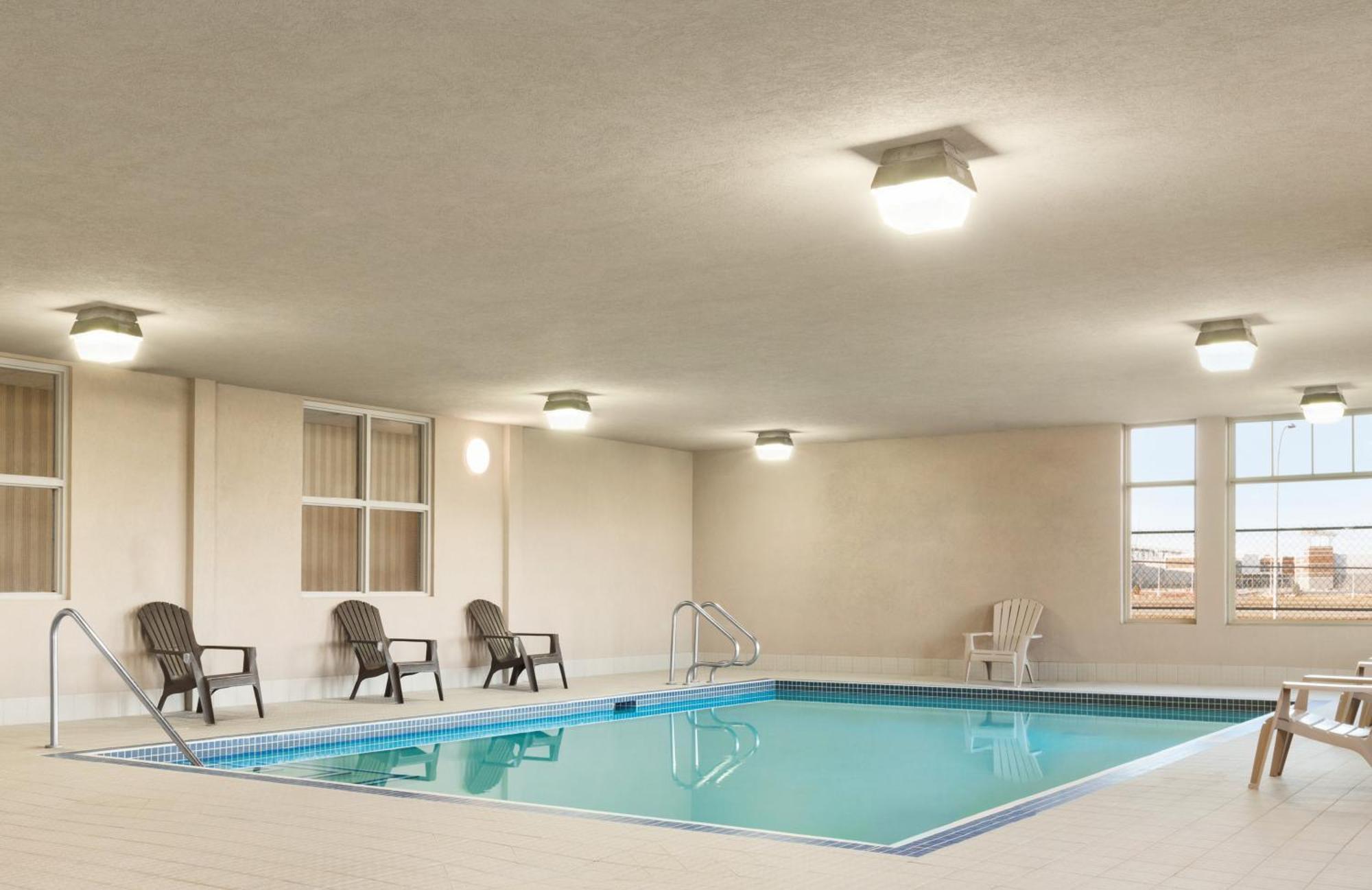 Days Inn & Suites By Wyndham Edmonton Airport Leduc Εξωτερικό φωτογραφία