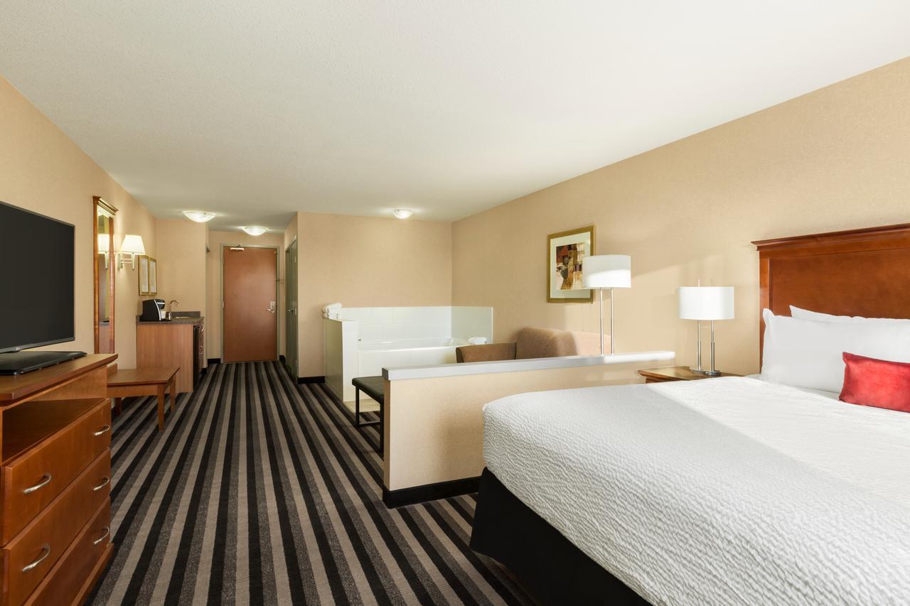 Days Inn & Suites By Wyndham Edmonton Airport Leduc Εξωτερικό φωτογραφία